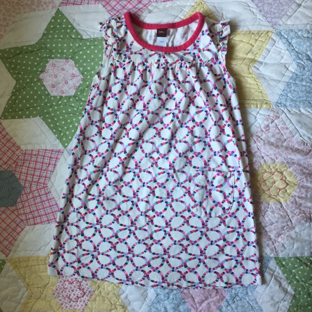 Adorable Tea Collection Dress 6 Girls!
